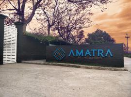 Amatra By The Ganges, hotel v destinaci Haridvár