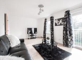 Orange Town House - Shaw Road, Only 6 Minutes to City Centre, hotell sihtkohas Aberdeen