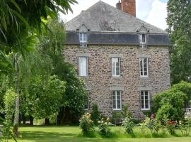 Le Presbytère de Saint Malon, hotel in Saint-Malon-sur-Mel