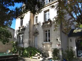 Chambres d'hôtes Le Clos Bleu, hotell La Rochelle’is