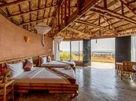 Hanchey Bamboo Resort
