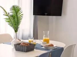 BEACH HOUSE - SEA FRONT- Narramondo Villas