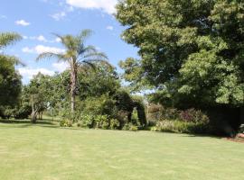 Kismet Farm, hotel perto de Honeydew Mazes, Muldersdrift