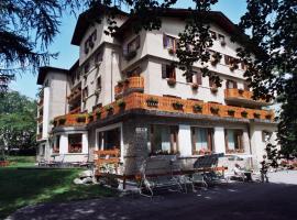 Hotel Des Geneys, hotel v destinaci Bardonecchia