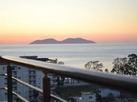 Seaview Gateway 2 Bedrooms Apartment & Private garage