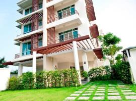 The Meet Green Apartment, דירה בבנגקוק