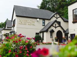 Aherlow House Hotel & Lodges, hotel u gradu Aherlow