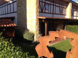 Chalet Golf & Wine La Rioja-Cirueña, atostogų namelis mieste Cirueña