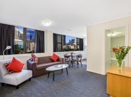 Apartment at College St