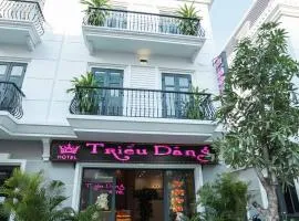Khách sạn Triều Dâng