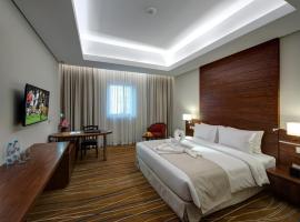 Center Hotel Sharjah, hotel with hot tubs in Sharjah