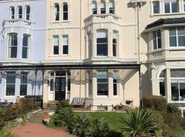 Aberley House, hotel with parking in Liverpool