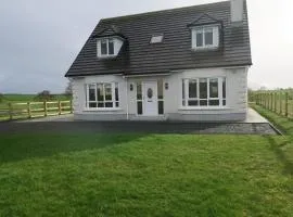 INGLEWOOD - Ballina - Crossmolina - County Mayo - Sleeps 8 - Sister property to Thistledown