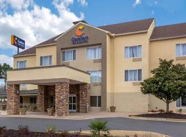 Comfort Inn & Suites Montgomery East Carmichael Rd، فندق في مونتغومري