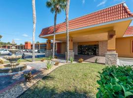 Quality Inn and Suites Riverfront, hotel di Palatka