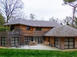 VILLA KB'HOME, villa in Le Touquet-Paris-Plage