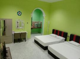 DYANA INN TRANSIT ROOMS, self catering accommodation in Kota Bharu