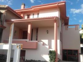 Asherat B&B, hotel em Carbonia