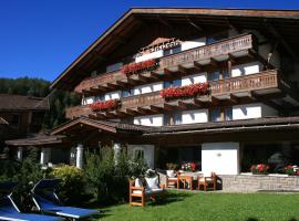 Hotel Catinaccio, hotel a Vigo di Fassa