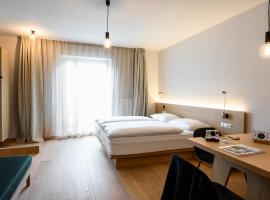 Calva B&B Apartments, Hotel in Mals im Vinschgau