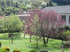 CASA DE JULIO MARROQUIN, casa per le vacanze a Pradoluengo