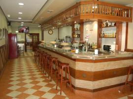 Bar Pensión Restaurante Bidasoa โรงแรมในอีรุน