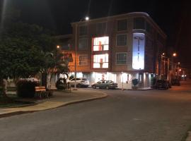 Colon Plaza Hotel, hotel di Tumaco