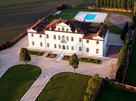 Villa Cornaro Tourist Suites, hotelli, jossa on pysäköintimahdollisuus kohteessa Santo Stefano di Zimella