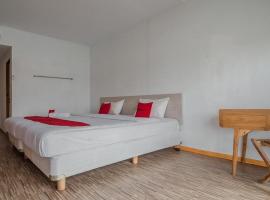 RedDoorz near Pantai Coastarina Batam, hotel in Nagoya