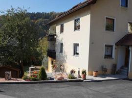 Ferienwohnung Lang am Radweg, hotel with parking in Heiligenstadt