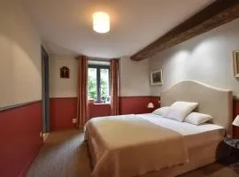 Charming Home in Loire near Mayenne River