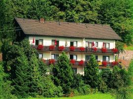 Pension Waldfrieden, hotel em Oberharmersbach