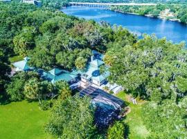 Riverbend Retreat Fla, casa per le vacanze a Riverview