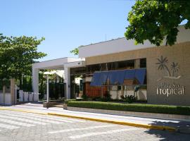 Parador Tropical, hôtel à Bombinhas