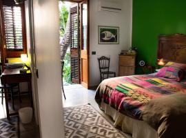 Lirma B&B, hotel in Cefalù