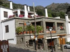 Apartamentos Casalpujarra