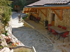 Gite de charme la Chabotte - Royans / Vercors、Châtelusのホテル