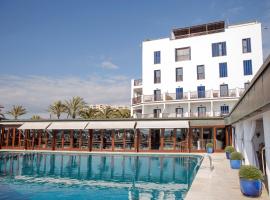 Portixol Hotel & Restaurant, hotelli Palma de Mallorcassa lähellä maamerkkiä Es Portixolin ranta
