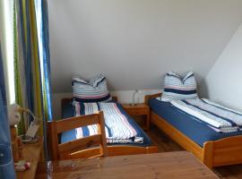 Ferienwohnung 2, Neuendorf - Hiddensee, hotell sihtkohas Neuendorf