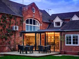 Kings Court Hotel, hotel perto de Coughton Court, Alcester