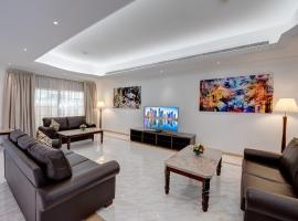 J5 Four Bedroom Villa Holiday home in Mirdif、ドバイのホテル
