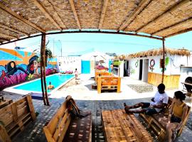 Surfari Punta Rocas, hostel em Punta Negra