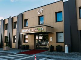 Hotel Jelena, hotel di Banja Luka