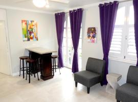 Beach One Bedroom Suite A17, hotel em Ocho Rios