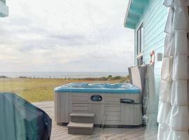 Stella Del Mare, hotel with hot tubs in Fort Bragg