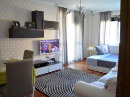 Apartment 3 In Complex Splendid, spa hotel in Saints Constantine and Helena
