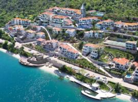 Boka Gardens Seaside Resort, rezort v destinaci Kotor