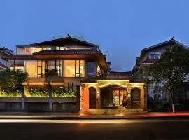 Guilin Jiumi 9M Riverside Resort