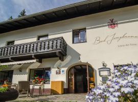 Waldhotel Bad Jungbrunn, cheap hotel in Tristach
