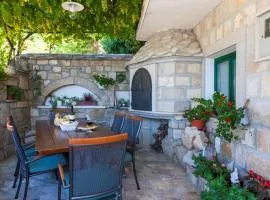 Holiday house Layla in Tucepi, sea view